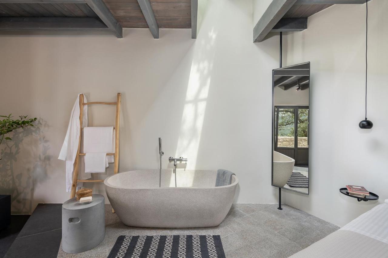 Velanis Ηouse, Style Into Nature - Secluded Kíssamos Esterno foto